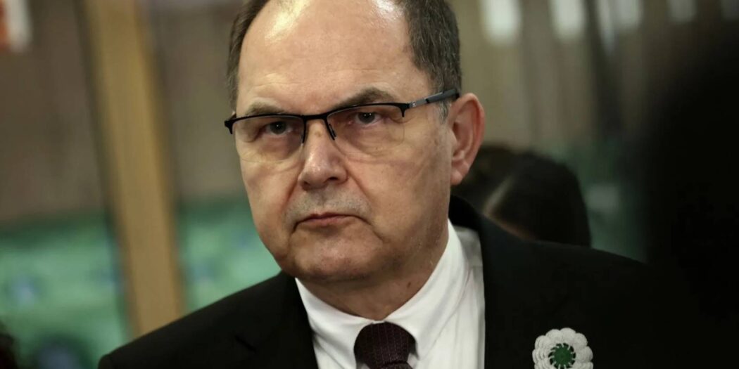 Bosnia’s betrayal: Schmidt compared himself with Austro-Hungarian